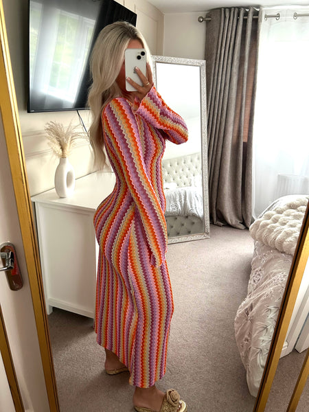 Pink Zig Zag Wavy Ring Neck Midi Dress long sleeve